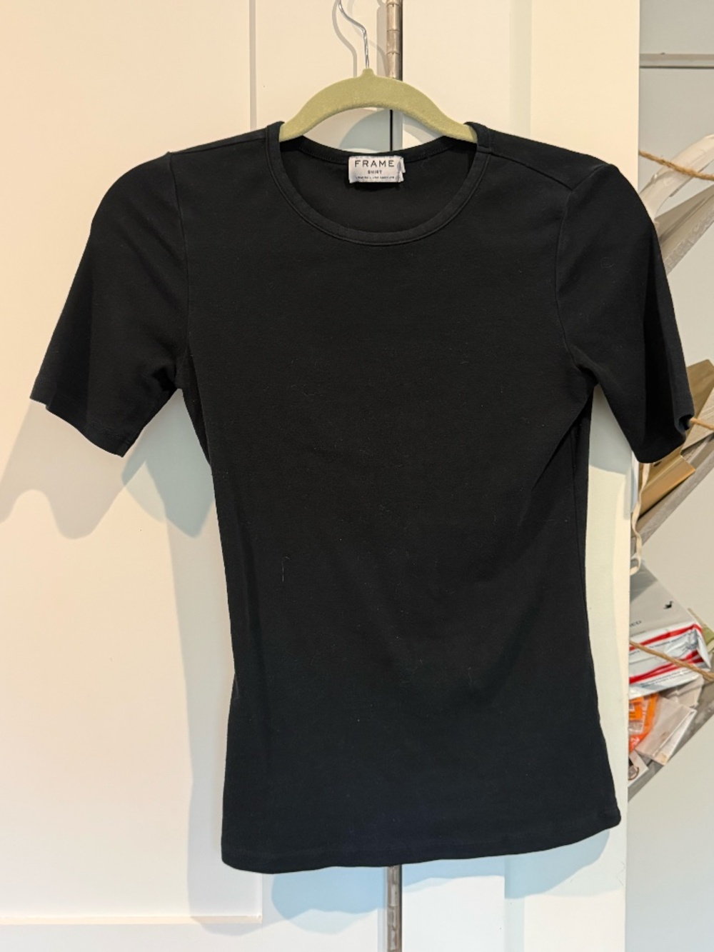 FRAME Classic Stretch Bodycon Black Tee Shirt Super Sexy EUC Women's Small